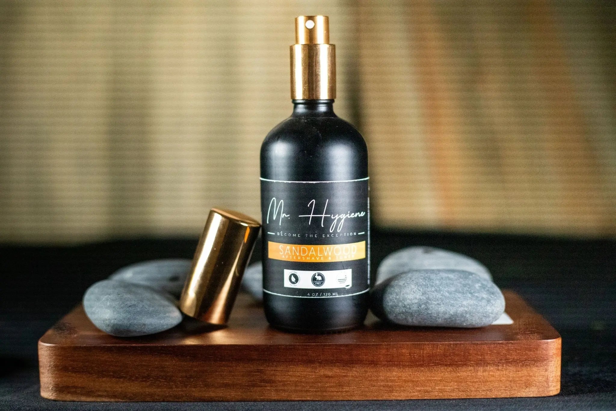 Sandalwood after shave with wood and rocks